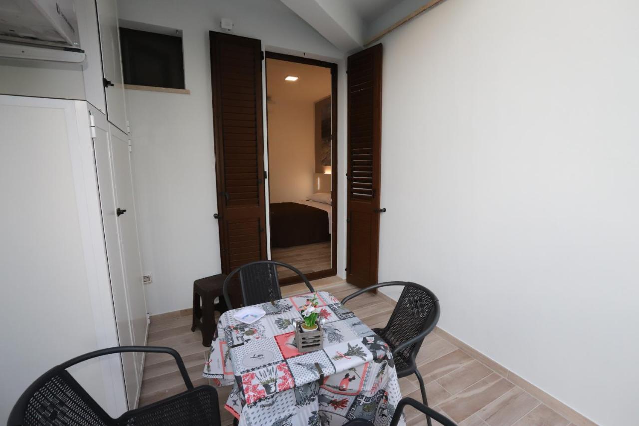 Orchidea Rooms & Suites 시비타노바 마르셰 외부 사진