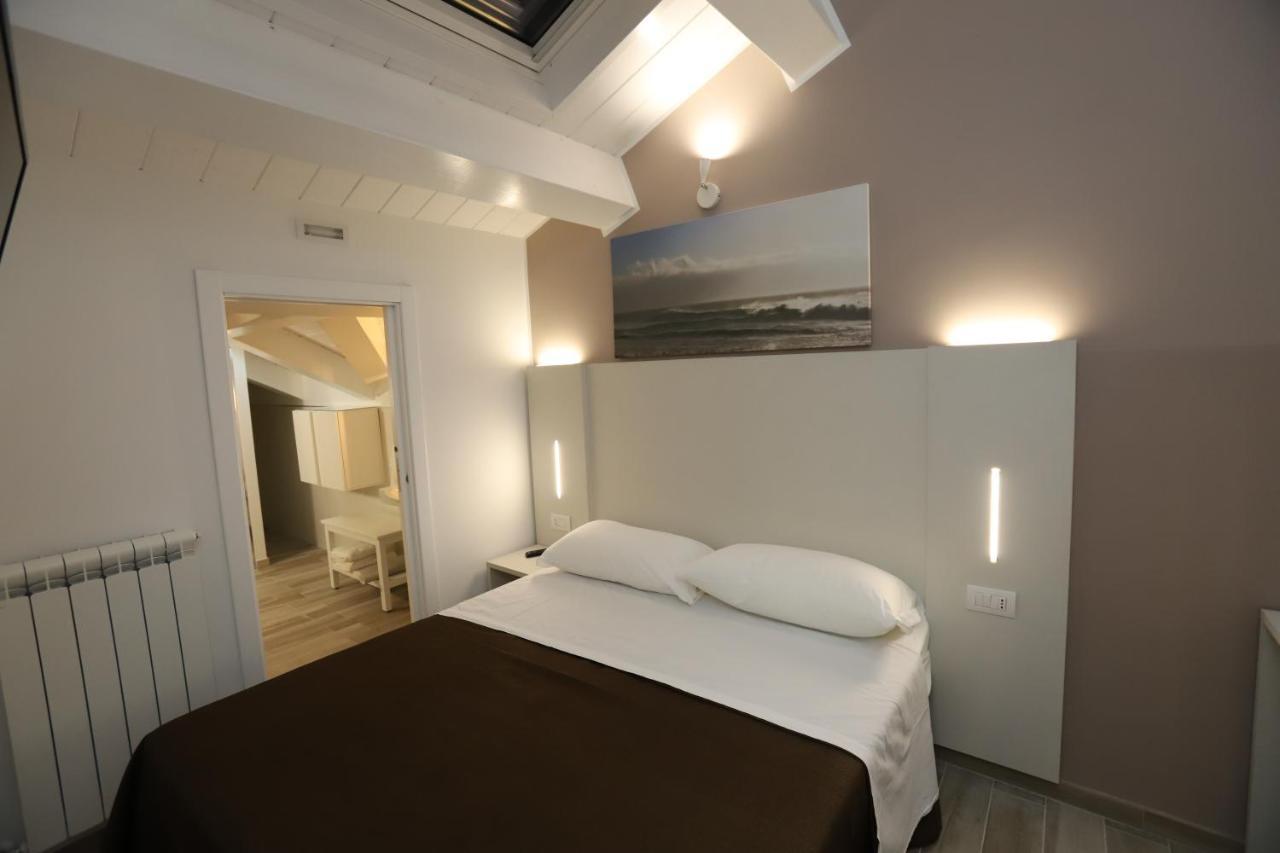 Orchidea Rooms & Suites 시비타노바 마르셰 외부 사진