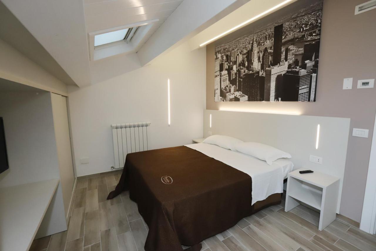 Orchidea Rooms & Suites 시비타노바 마르셰 외부 사진